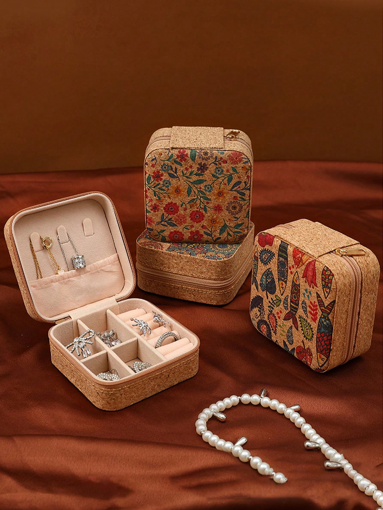 Travel Accessories Jewelry - Quadratischer Vintage-Schmuckkoffer mit Bohemian-Muster, reisefreundlich, unterteilte